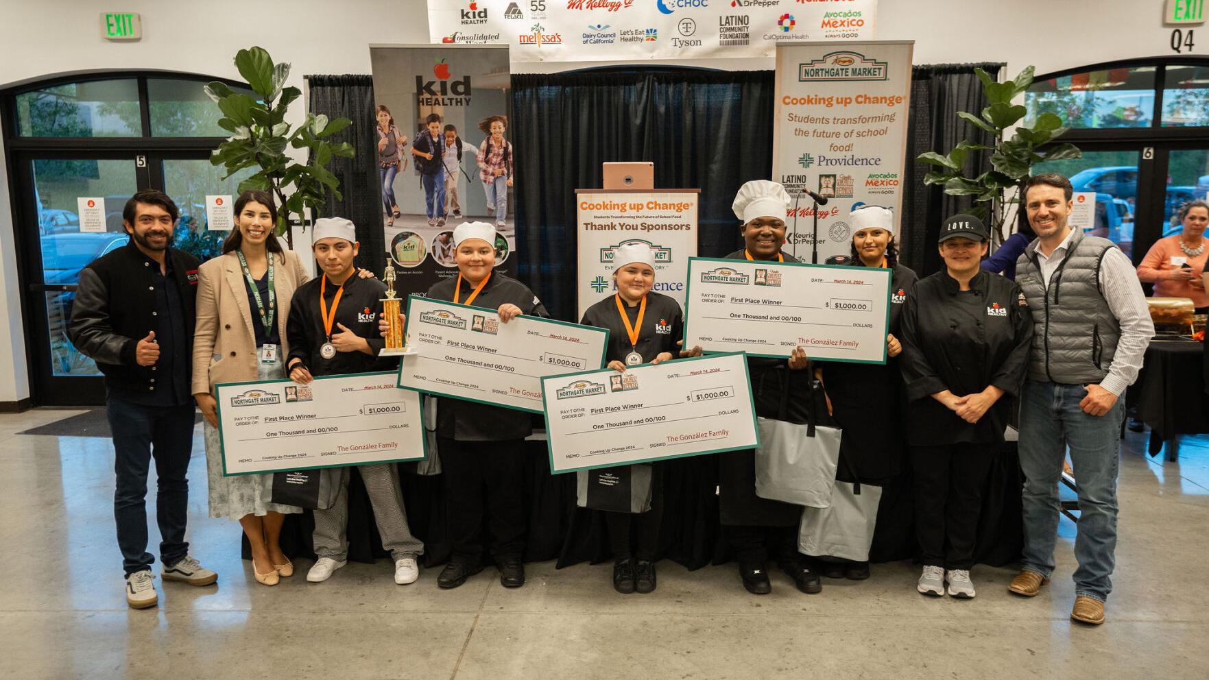 Lynwood High School students win cooking competition
